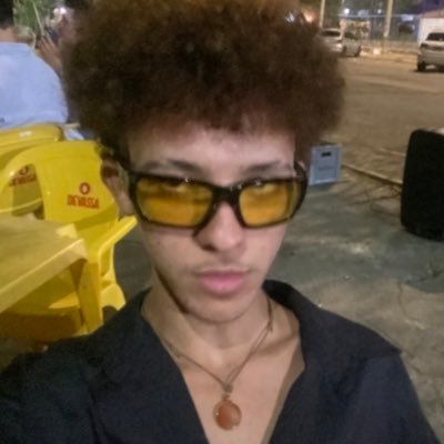 w_crls's profile picture. 