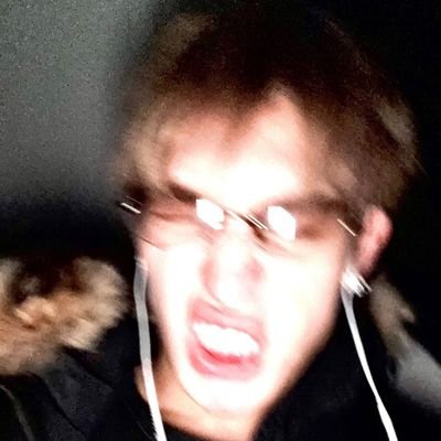 hannie_bingo's profile picture. she/ they ☆ 𝐥𝐞𝐬𝐛𝐢𝐚𝐧 .