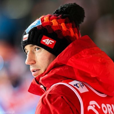 _luvmoon_'s profile picture. TV series #skijumpingfamily #eurovision 💙💙