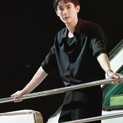 Forceeebookkkk's profile picture. ForceBook 🦊 🍅 
Melody Of Secrets🎼🎻 era 🔜