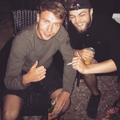 anabelnuriaclar's profile picture. The roar of Elland Road is my favorite sound.
Every goal, every tackle, every cheer matters.
Leeds United forever in my heart.