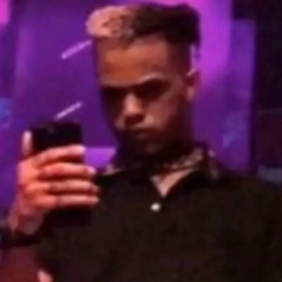 samuelutf's profile picture. 21 | @NFFC 🌳 | Love Yours