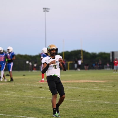 AkaiHender31386's profile picture. class of 2030 student athlete and a dual threat qb ,phone:945-208-3578