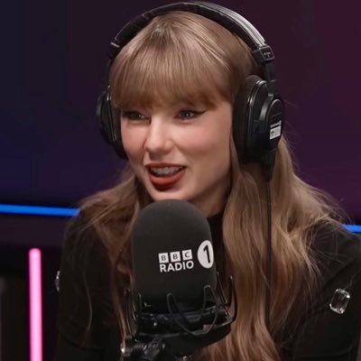 vanevswift's profile picture. i’m just a fangirl ⋅˚₊ ୨୧ ‧₊˚ ⋅