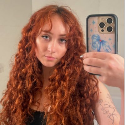 ItCantBeYou's profile picture. 🎶 & 🏀 | ashebrina & ot9 lovebot ♡ ‧₊˚ ⋅ ౨ৎ  ‧₊ .ᐟ