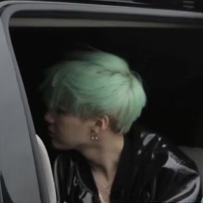 youngforever_wb's profile picture. nane şuga ve portakal cimin 💚