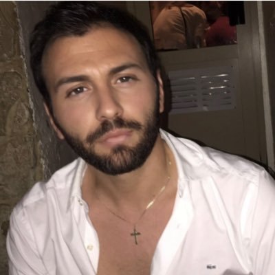Rubish4_'s profile picture. Dentiste - 🇫🇷 Suivi par @TRobinsonNewERA et @DamienRieu @JRochedy et @VIncLaPierre. Afuera, moins d’impôts et de taxes. Droite nationale. #Zemmour2027