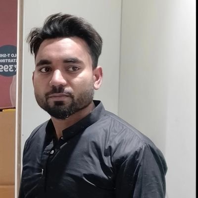 Qadirkhan126750's profile picture. 