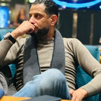 nezar_alzwee's profile picture. علمتَني الحياة أن يكون قلبَي شَوارعه أخَلاق..كـُل شَارع..يَؤدي إلي بيَت مِن بَيوت القَيم..أتقبل الهزيمة..بكل صدر رحب حتى يتٌلقاني النصَر بجٌناحي