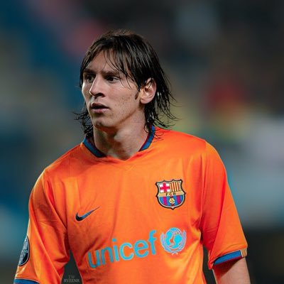 WallpapersRoom's profile picture. Only the Coldest Moments, Framed for Your Screen. ⚽ Your screen, my art! Slide into DMs for customs.