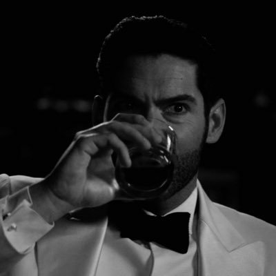 Iaintnobummick's profile picture. 10 push-ups John