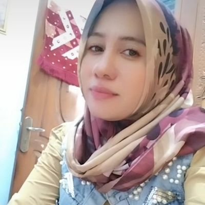 FaridaR16202's profile picture. mau belajar cara menjadi sang creator sukses