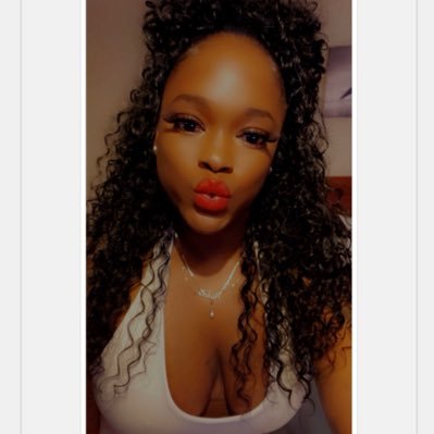 NicketaNicola's profile picture. Dr. Nicketa Coombs PhD, Psychologist 💭• Jamaican 🇯🇲• ADHD-er 🧠 • Diversity Consultant 🫶🏾• 5x NCAA All American Sprinter 🏆 • MIZ 🐯🏳️‍🌈✊🏿.