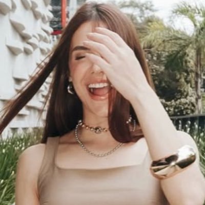 luansfavs's profile picture. anjo de asas coloridas amor alem da vida!