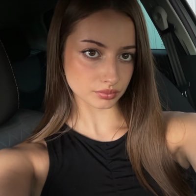 clumsylizzy's profile picture. como un g