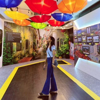 lingeswari_s's profile picture. Surviving.