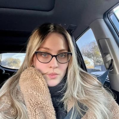 marymona38359's profile picture. I'm new here on X ☺️ single mother Christian.   🇨🇦🇬🇧