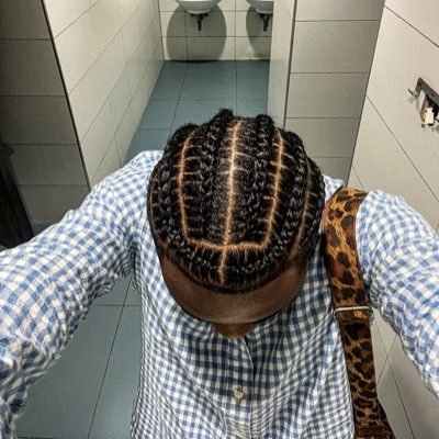 Ubcharles4's profile picture. Motion graphics designer || 3d Animator ||Influencer at @cue_influence || Community manager || Content writer