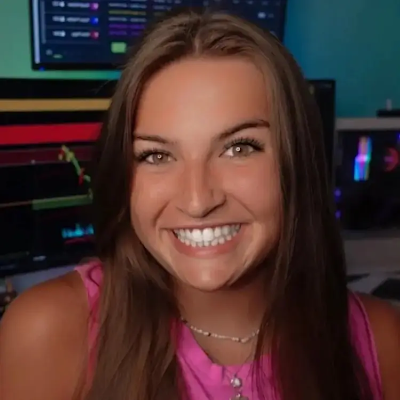 SQueen386530's profile picture. 