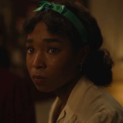 femininologies's profile picture. certified horny sad loser lesbian girl 🌟