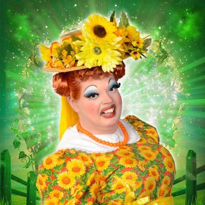 riding_jamie's profile picture. Punch and Judy professor, puppeteer and professional fat bloke in a dress...that’s about it really!