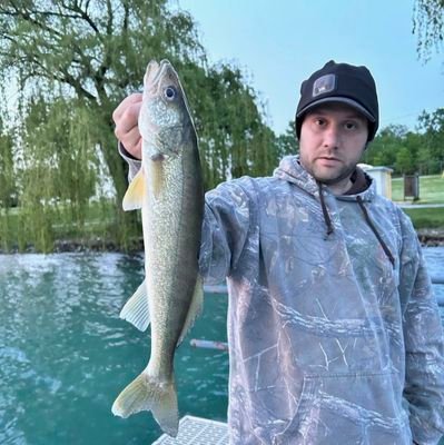 tweetcasting19's profile picture. The great outdoors🏹🎣,staying positive,never stop never give up ever.Most photos by me.Follow for Follow.I do not answer any DMs  reply to a post lets grow.