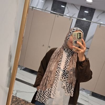 Izee__'s profile picture. Civil Zee 
..

Ayad ❤️💍