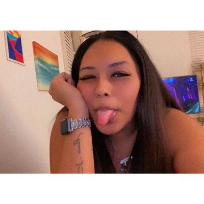 mariasalas96's profile picture. 29 • peace, love and positivity • BLM