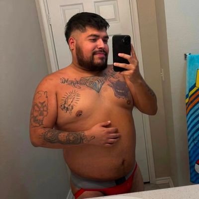 SpanishCubbb's profile picture. a chubby bear who loves bears 🐻😍Gaymer🎮 follow me on Bluesky Also😈👉🏽 https://t.co/NcGdeYCLzz
