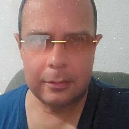 Oscar_Toreto77's profile picture. Rockero y rojiblanco de corazón, agnóstico y de izquierda por convicción #redAMLO #ClaudiaPresidenta #4taTransformacion