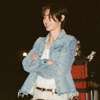 ddazedale's profile picture. #성훈's girl ♡, italy | @rosieriki 🐣