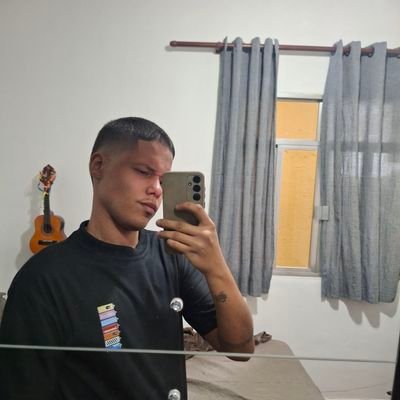 gstvow's profile picture. #Mena🕊️
#Thiago 🕊️
#Alice 👵🕊️
RJ | Bxd 🎵 24y
Eletrotécnico 🫡👷