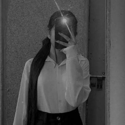 varun912215's profile picture. Crypto 🤑
#Btc #Solana #Eth