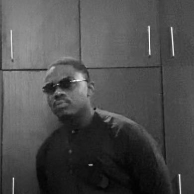 mubvshir's profile picture. raw out the gate