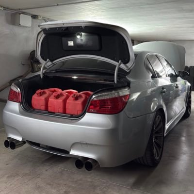 csmnt__'s profile picture. chill / e60 fan account 🥀