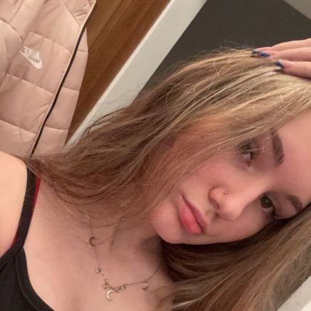 justbetty235's profile picture. Let love lead