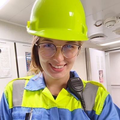 LCole12585's profile picture. @lisa_sar23