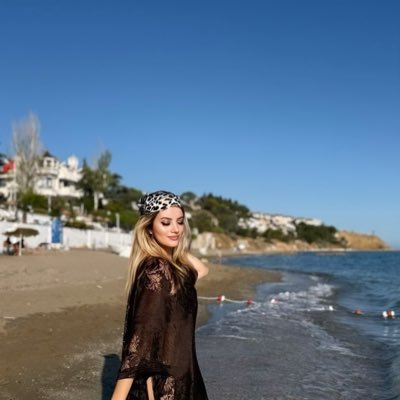 claiiirdelune's profile picture. 