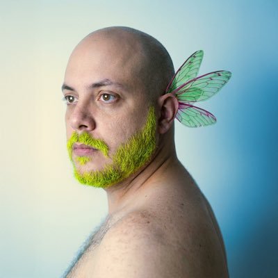 karzenrik's profile picture. ofensivo, apropriado pra nenhuma idade, se você tb é hater seja bem vindx, deixe sua reclamação na saída.