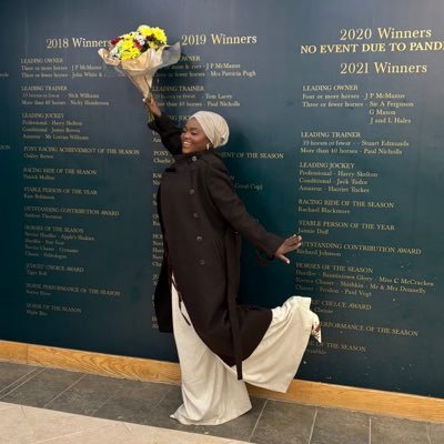 zainny_hammie's profile picture. 90's baby// Arsenal// Islam// Books// Music// Movies// Public Health// DS&ML👩‍💻