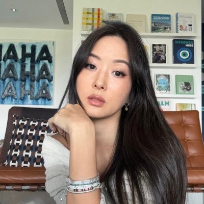 Nongnongsays's profile picture. 