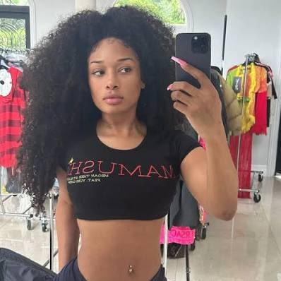 littlecrickt's profile picture. emma meyer’s biggest fan ! | stream lover girl 🏹