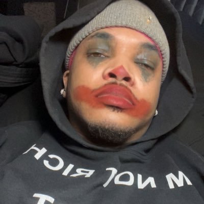 ShelxSanata's profile picture. 