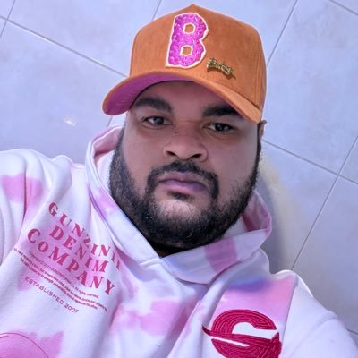 bigbangbuddaahh's profile picture. It’s never too late to RNVNT yourself‼️ Currently under #RNVNTN