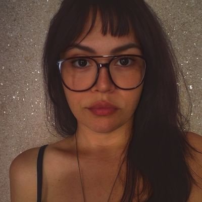 psihelenversuti's profile picture. 