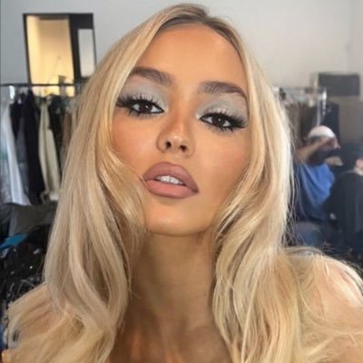 natoriaed's profile picture. VNMLTJCCLSM