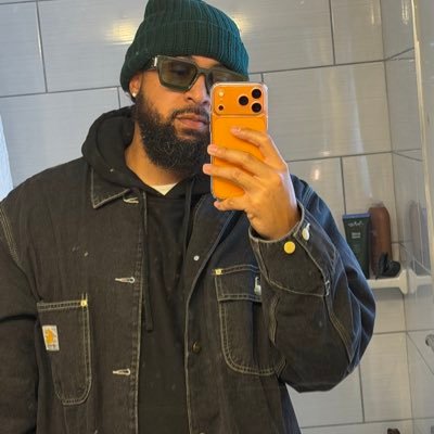 chuckhundreds's profile picture. sneakers, music, and cars.