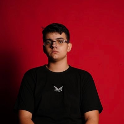 flompycs's profile picture. 15  Cs player for