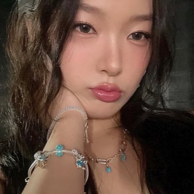 shivroys's profile picture. northern downpour send it’s love.