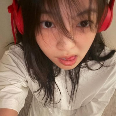 jennsolite's profile picture. vestibulanda de medicina